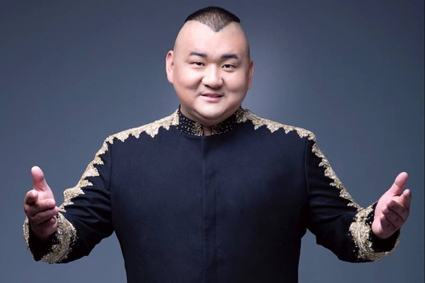 偃师市公安消防大队聘请唐满意为消防代言人