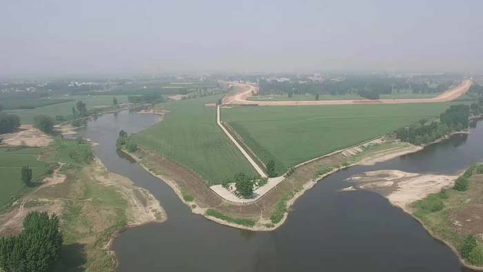 a01.jpg