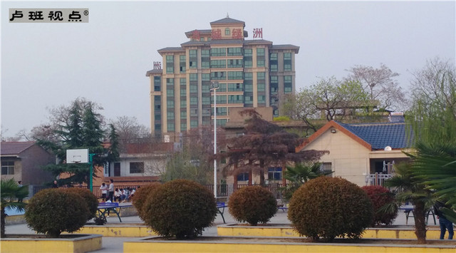 1A9VxA6Ph3IM1jYjaiQD_640.jpg