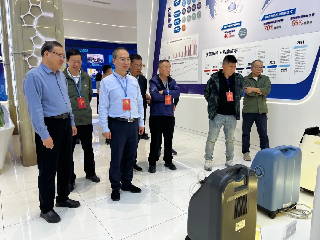 1758506199458494.jpg 640.jpg